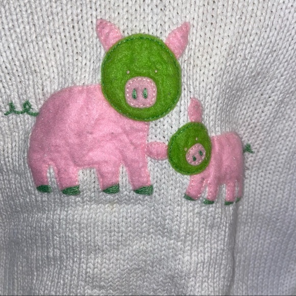Mary James White Hooded Sweater with Felt Pig Appliqué - Picture 2 of 7